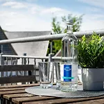 Mola Apartments-charmante Im Zentrum Für 3 Personen-große Dachterrasse-grill-gratis Parken-wlan Apartment
