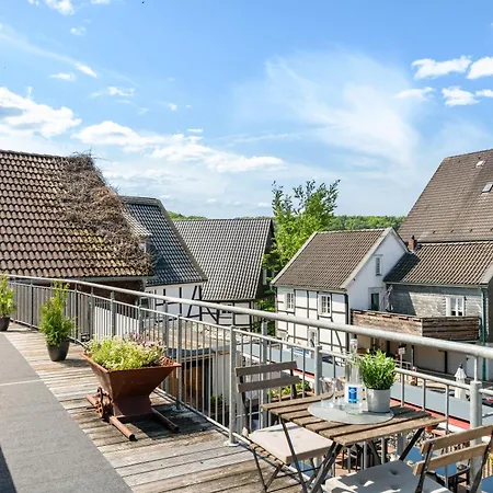 Mola Apartments-charmante Im Zentrum Fuer 3 Personen-grosse Dachterrasse-grill-gratis Parken-wlan アパート *