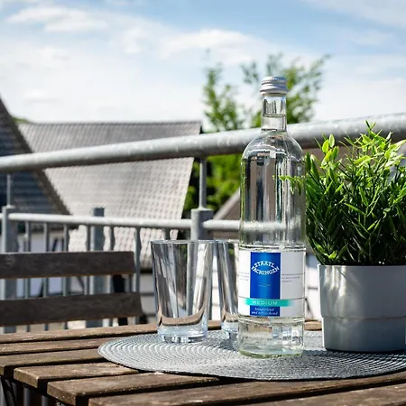 Mola Apartments-charmante Mit Klimaanlage Im Zentrum Für 3 Personen-große Dachterrasse-grill-gratis Parken-wlan Apartment