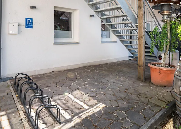 Appartement Mola Apartments-charmante Im Zentrum Fuer 3 Personen-grosse Dachterrasse-grill-gratis Parken-wlan
